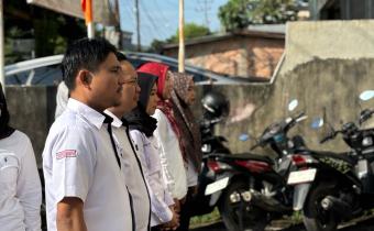 Gotong royong juga tidak dapat dipisahkan dari tradisi musyawarah yang telah lama dikenal dalam kehidupan masyarakat Indonesia. Ketika warga berkumpul untuk menentukan kegiatan lingkungan, membahas persoalan fasilitas umum, atau menyelesaikan masalah sosial, mereka membutuhkan ruang untuk menyampaikan pendapat dan mendengarkan pandangan orang lain. Tidak semua orang akan memiliki gagasan yang sama, tetapi keputusan bersama dapat dicapai ketika setiap pihak bersedia mencari jalan keluar yang dapat diterima.