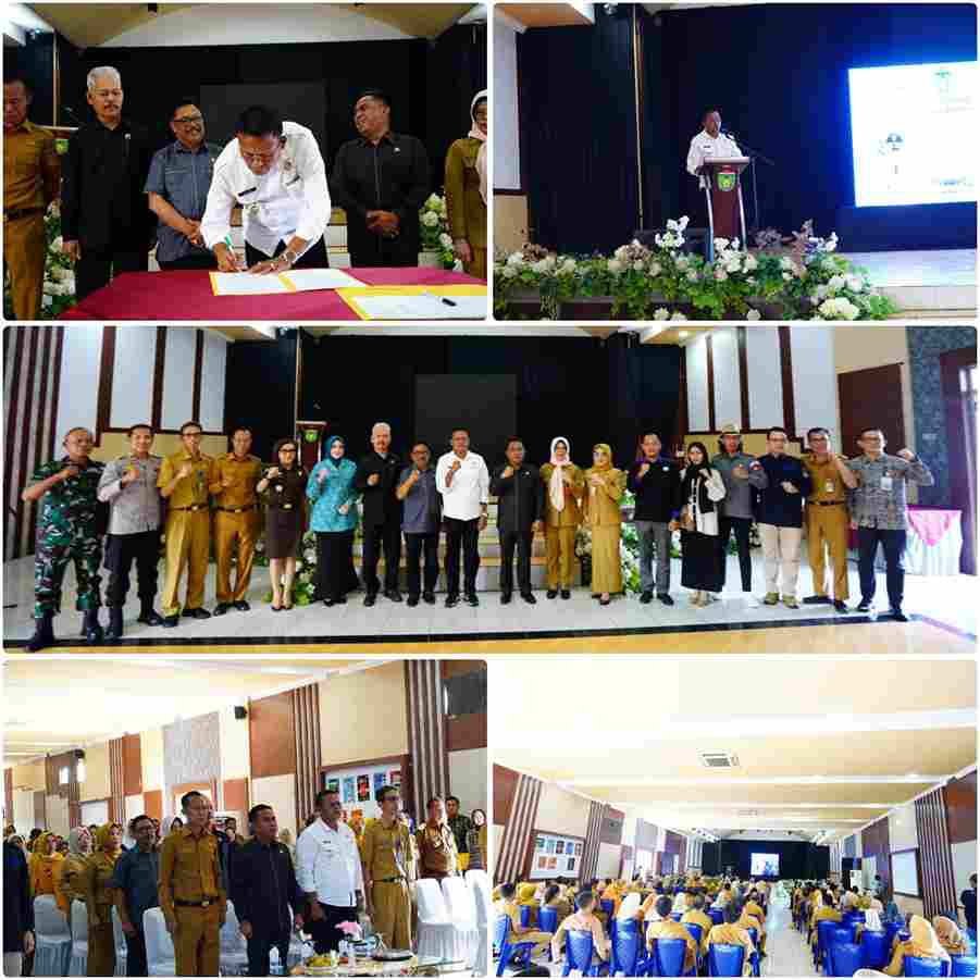 Ketua Bawaslu Prabumulih berfoto bersama para peserta yang hadir