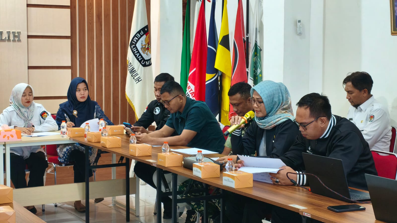 Melalui sinergi antara KPU dan Bawaslu, pelaksanaan pemutakhiran data pemilih di Kota Prabumulih diharapkan semakin transparan, akuntabel, serta mampu meningkatkan kepercayaan publik terhadap penyelenggaraan demokrasi yang berintegritas.