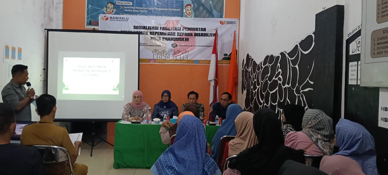 Budaya demokrasi yang kuat menjadi modal penting dalam menciptakan kehidupan berbangsa dan bernegara yang harmonis. Oleh karena itu, penguatan nilai-nilai demokrasi perlu dimulai dari lingkungan terkecil seperti keluarga, sekolah, komunitas, hingga lingkungan kerja.