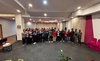 pemisahan pemilu nasional dan daerah tidak hanya meringankan beban penyelenggara, tetapi juga memberi ruang bagi partai politik melakukan kaderisasi yang lebih baik serta mengembalikan fokus pembangunan daerah agar tidak tenggelam oleh isu-isu politik nasional.