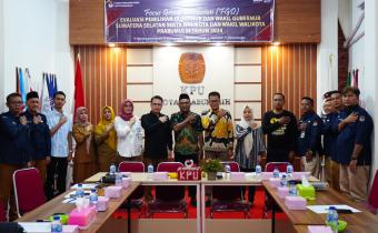 Bawaslu memperkuat posisinya sebagai lembaga penjaga integritas demokrasi yang tidak hanya mengawasi, tetapi juga memberikan rekomendasi konstruktif demi perbaikan berkelanjutan menjelang Pilkada serentak berikutnya pada tahun 2029.