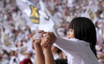 Pada momen tertentu, daerah-daerah yang dianggap sangat rawan dalam konteks eksploitasi anak, Bawaslu belum bisa menjangkau semuanya secara maksimal. Namun daripada itu, di spot-spot tertentu Bawaslu bisa bekerja sama dengan Komisi Perlindungan Anak Indonesia untuk memperkuat perannya turun langsung mencegah mobilisasi anak pada kampanye politik
